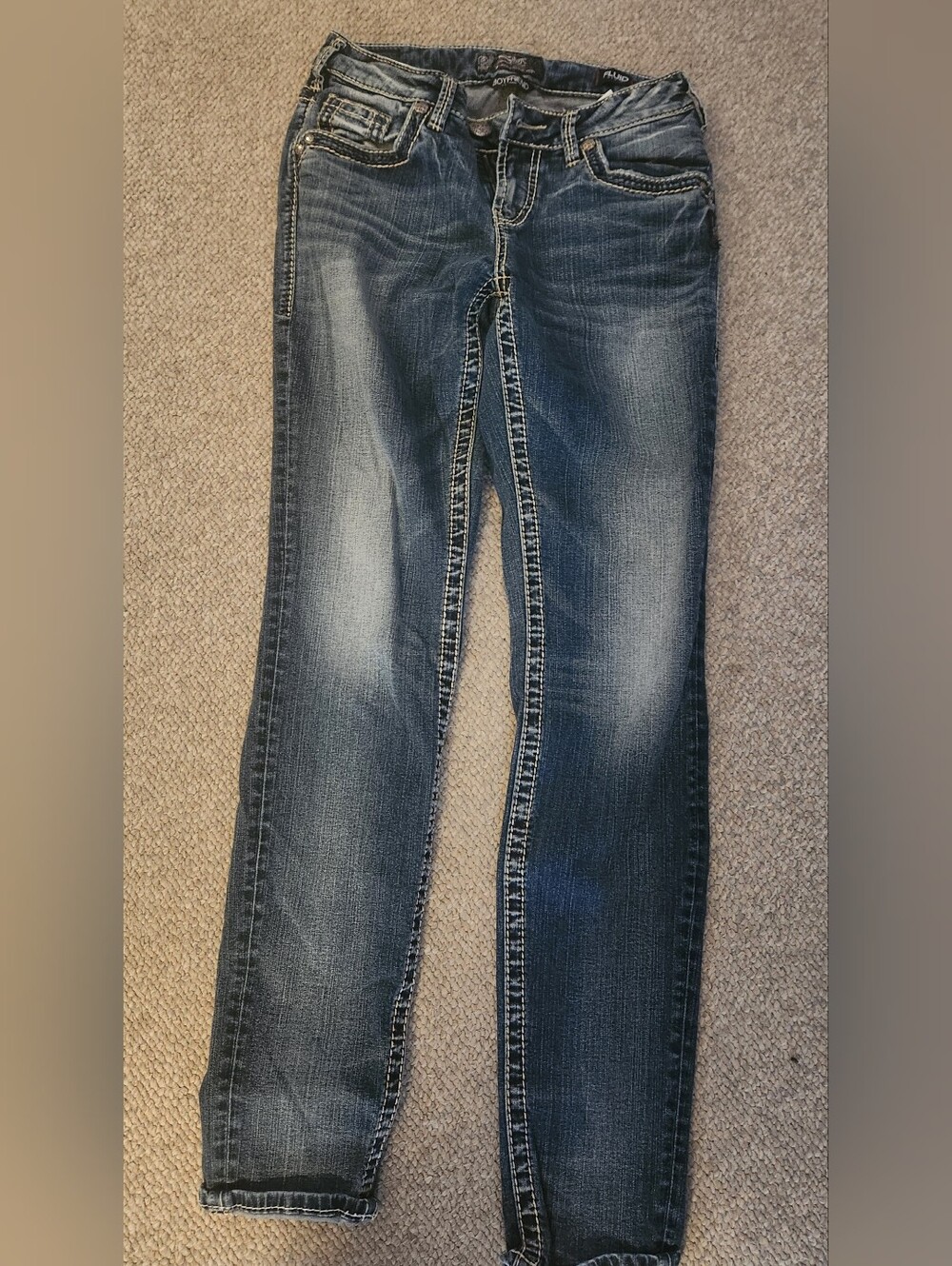Women's Silver Jeans Co. Faded Blue Jeans